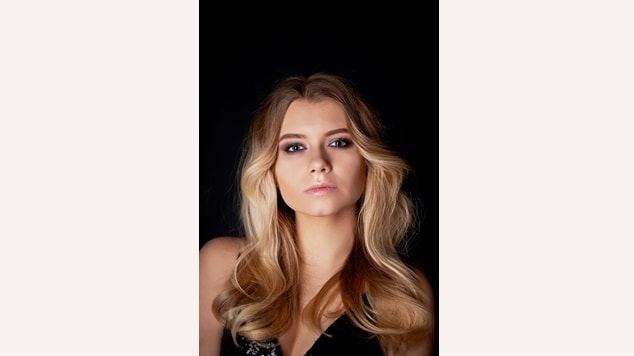 Cabelo com mechas, veja a diferença entre mechas e luzes