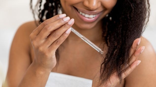 Descubra o melhor óleo para cabelo, dicas de umectação, nutrição capilar e produtos Niely Gold para fios saudáveis e cheios de vida.