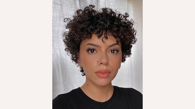 Cabelo cacheado curto: Qual sua curvatura