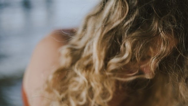 O que evitar após a coloração para ter cabelos saudáveis