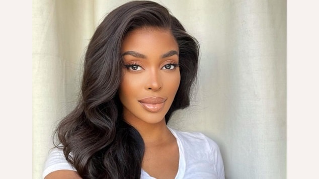 Cabelo preto: veja inspirações de cronograma capilar