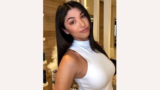 Cabelo preto liso, como hidratar as madeixas?